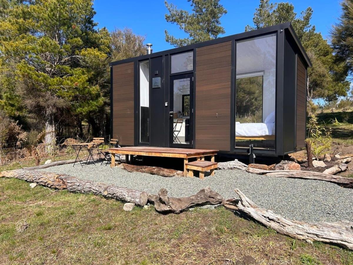 Villa Ruru Tiny House By Tiny Away Rangihaeata Esterno foto
