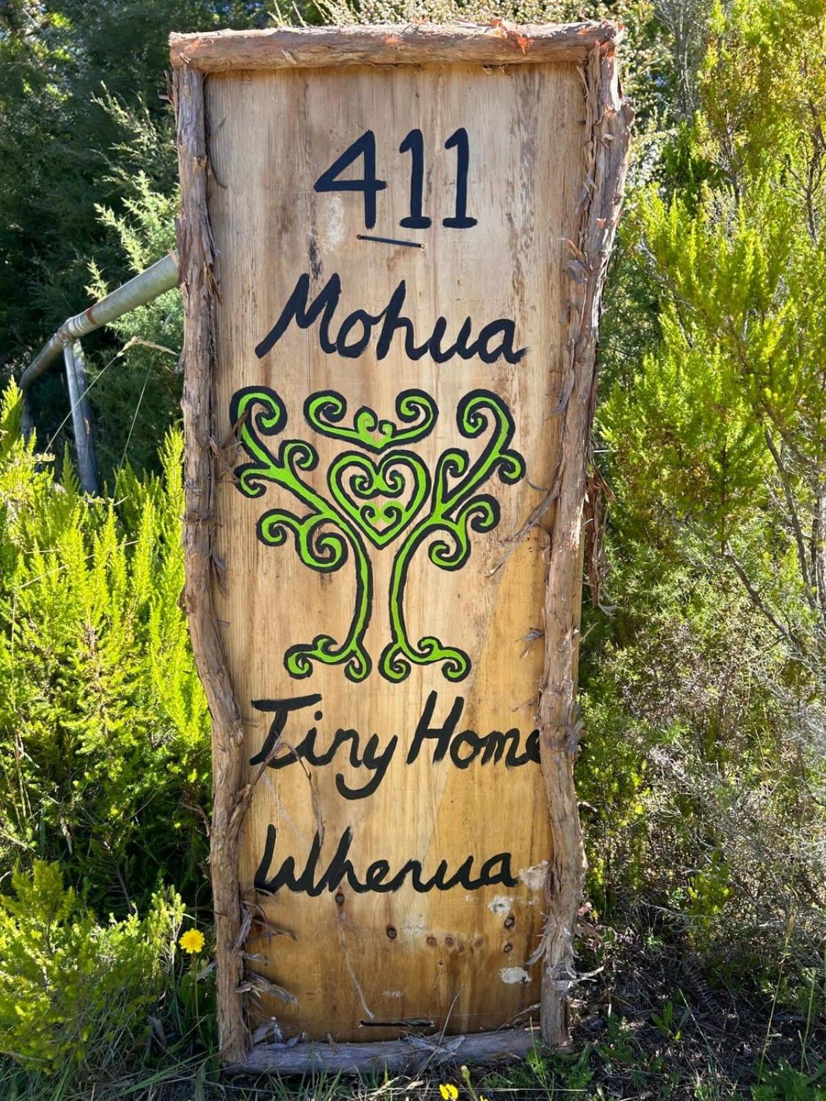 Villa Ruru Tiny House By Tiny Away Rangihaeata Esterno foto